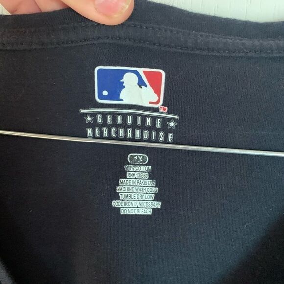 Genuine Merchandise Atlanta Braves Tee - Picture 3 of 4